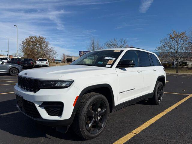 2024 Jeep Grand Cherokee Altitude X 4x2