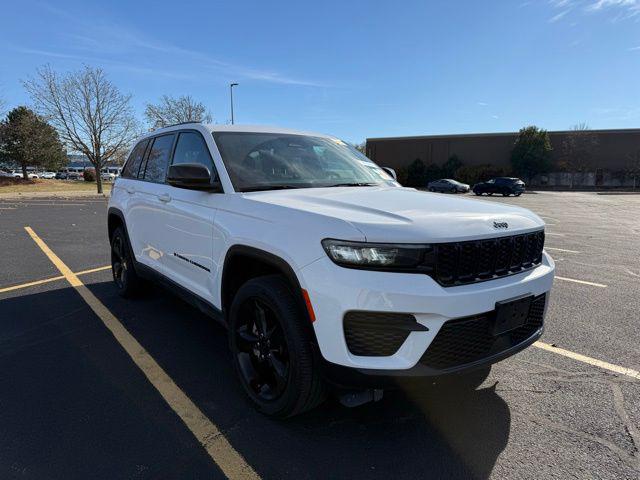 2024 Jeep Grand Cherokee Altitude X 4x2