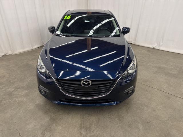 2016 Mazda Mazda3 i Grand Touring 2016 Mazda Mazda3 i Grand Touring