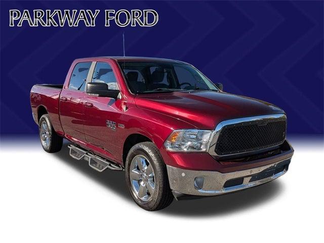 2019 RAM 1500 Classic Big Horn Crew Cab 4x4 64 Box 2019 RAM 1500 Classic Big Horn Crew Cab 4x4 64 Box