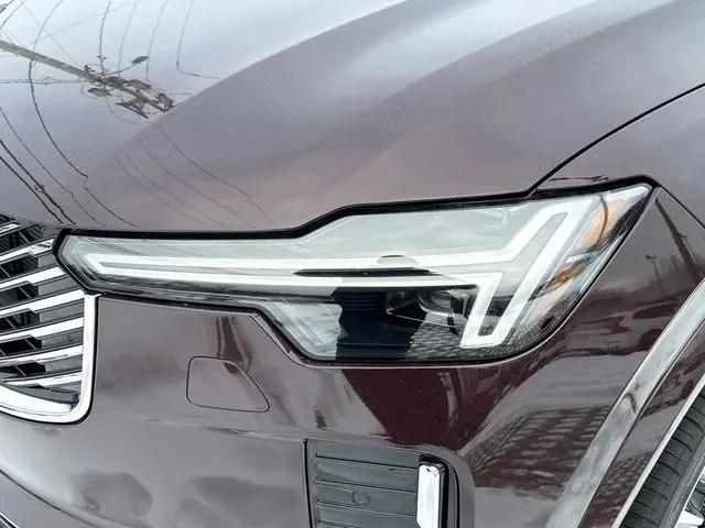 2026 Volvo XC90 Plus, B6 AWD Gas (mild hybrid), Gasoline, Bright, 6 Seats