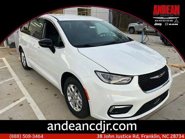 2026 Chrysler Pacifica Select for sale in Franklin, NC