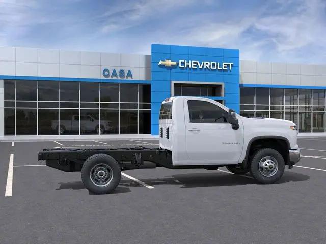 2025 Chevrolet Silverado 3500HD Work Truck