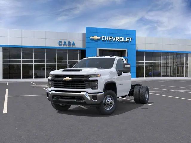 2025 Chevrolet Silverado 3500HD Work Truck