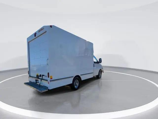 2025 Chevrolet Express Cutaway Work Van
