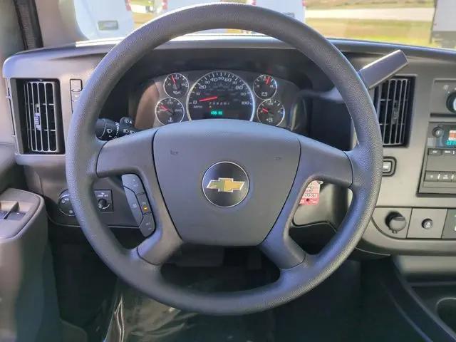 2025 Chevrolet Express Cutaway Work Van