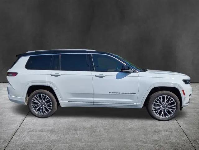2023 Jeep Grand Cherokee L Summit Reserve 4x4