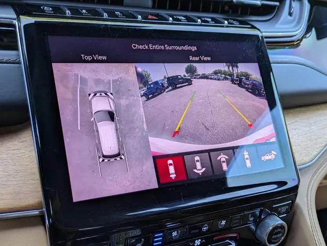 2023 Jeep Grand Cherokee L Summit Reserve 4x4