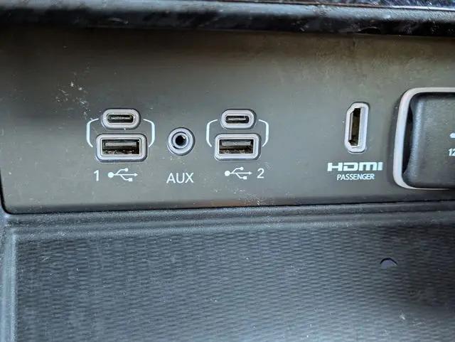 2023 Jeep Grand Cherokee L Summit Reserve 4x4