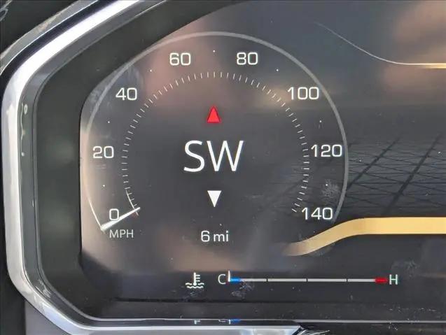 2026 GMC Sierra 2500HD Crew Cab, Standard Bed, SLT, 4WD