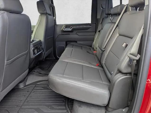 2026 GMC Sierra 2500HD Crew Cab, Standard Bed, SLT, 4WD