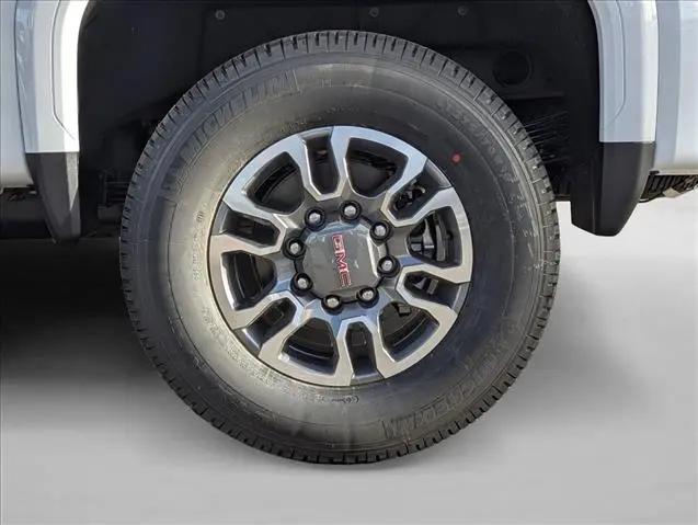 2026 GMC Sierra 2500HD Crew Cab, Standard Bed, SLT, 4WD