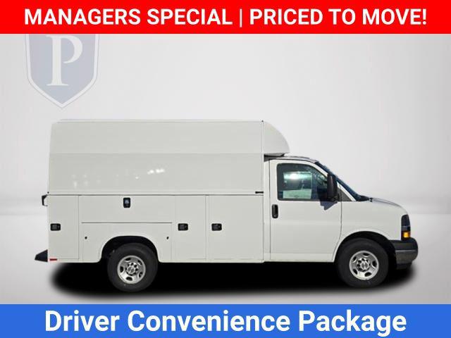 2025 Chevrolet Express Cutaway Work Van