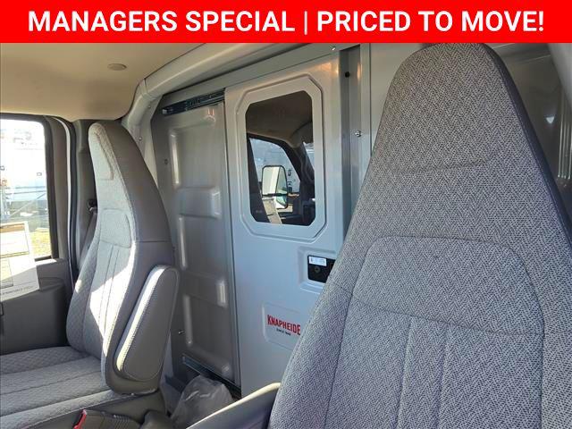 2025 Chevrolet Express Cutaway Work Van