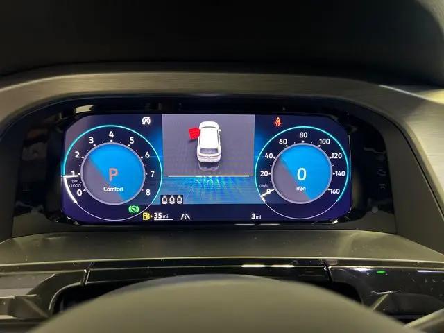 2026 Volkswagen Atlas Cross Sport SE with Technology
