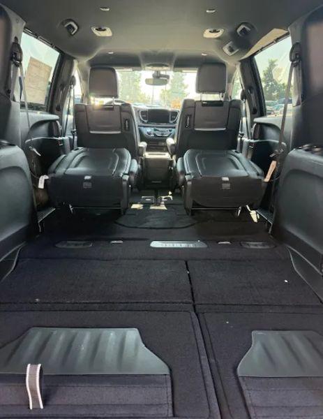 2026 Chrysler Pacifica Select AWD