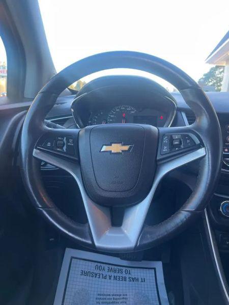 2021 Chevrolet Trax FWD LT