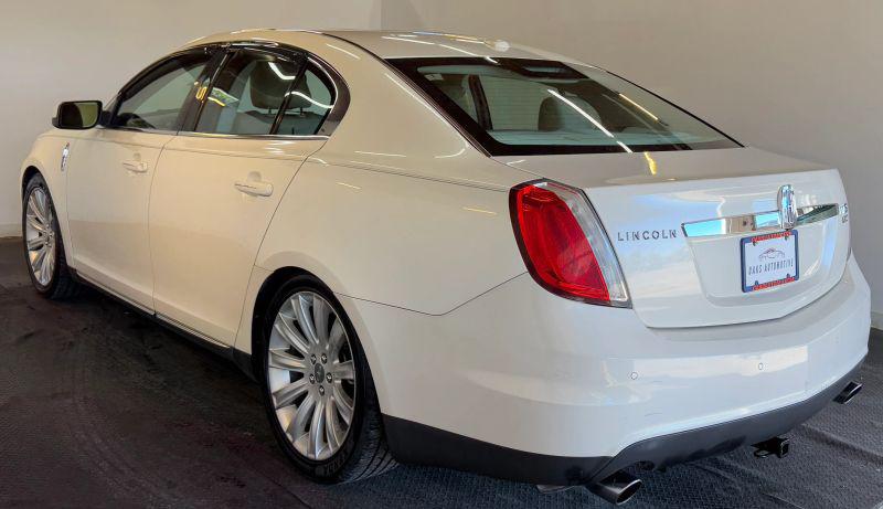 2009 Lincoln MKS Base