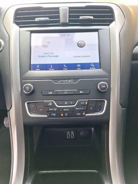 2020 Ford Fusion SEL