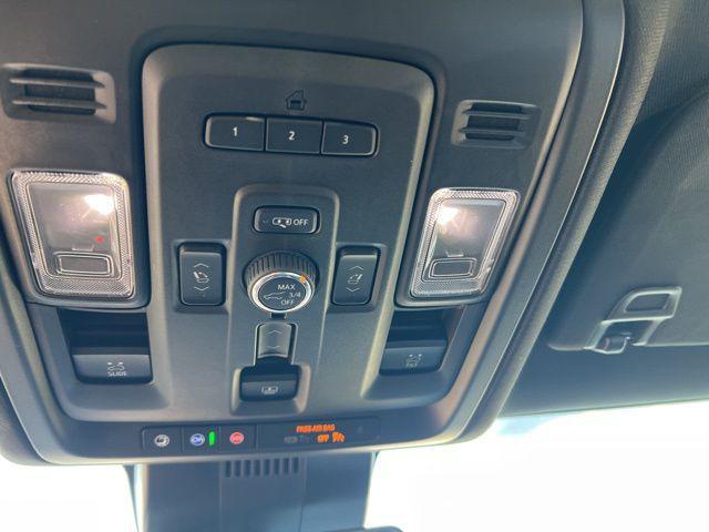 2024 GMC Yukon XL 4WD Denali