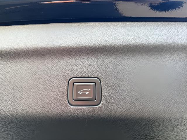 2024 GMC Yukon XL 4WD Denali