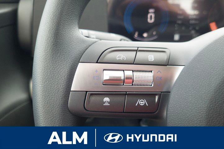 New 2026 White HYUNDAI SE FWD image 24