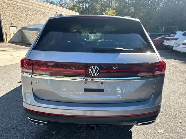 2026 Volkswagen Atlas SE with Technology