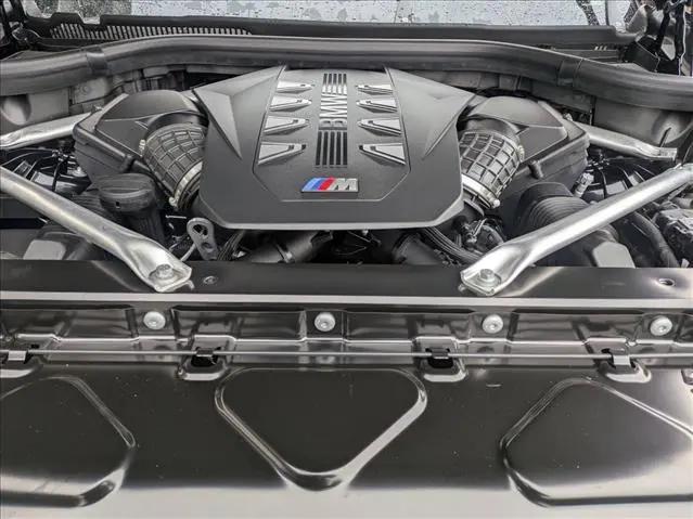 2026 BMW X5 M60i