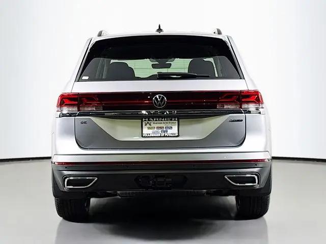 2026 Volkswagen Atlas SE with Technology