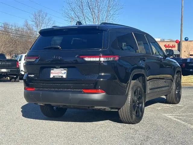 2025 Jeep Grand Cherokee L Limited 4x2