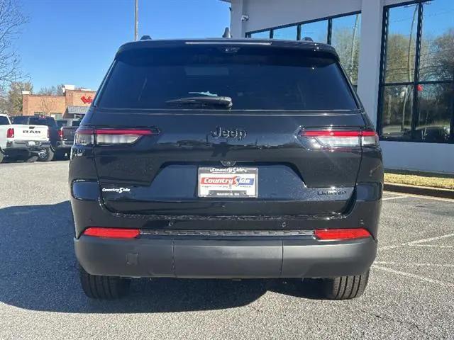 2025 Jeep Grand Cherokee L Limited 4x2