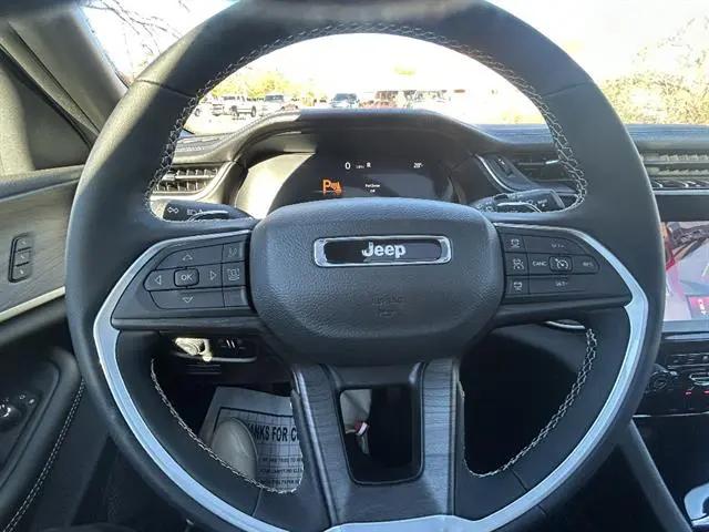 2025 Jeep Grand Cherokee L Limited 4x2