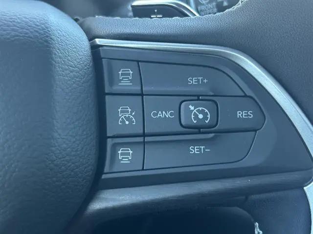 2025 Jeep Grand Cherokee L Limited 4x2