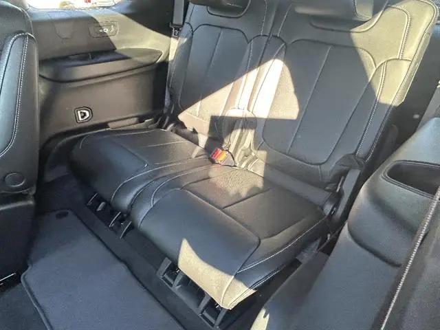 2025 Jeep Grand Cherokee L Limited 4x2