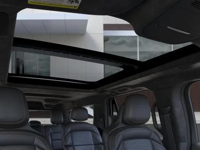 2025 Lincoln Navigator Black Label L