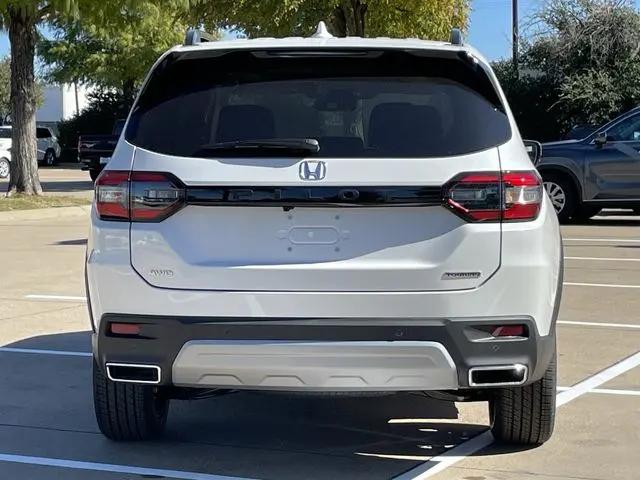 2025 Honda Pilot Touring