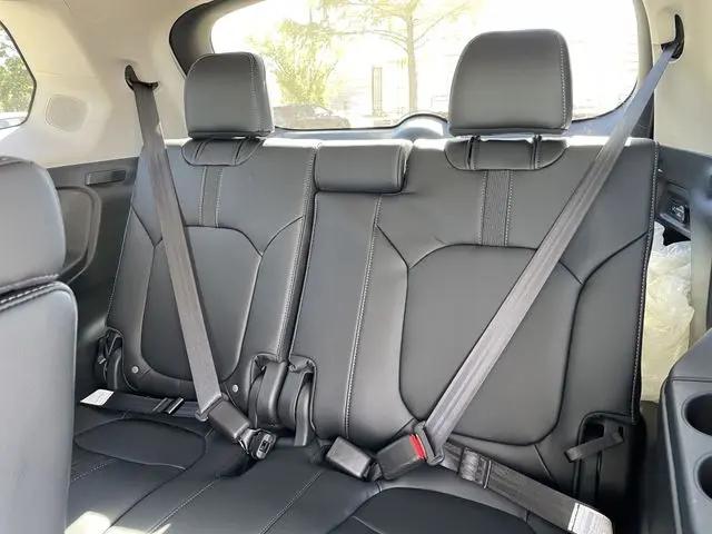 2025 Honda Pilot Touring