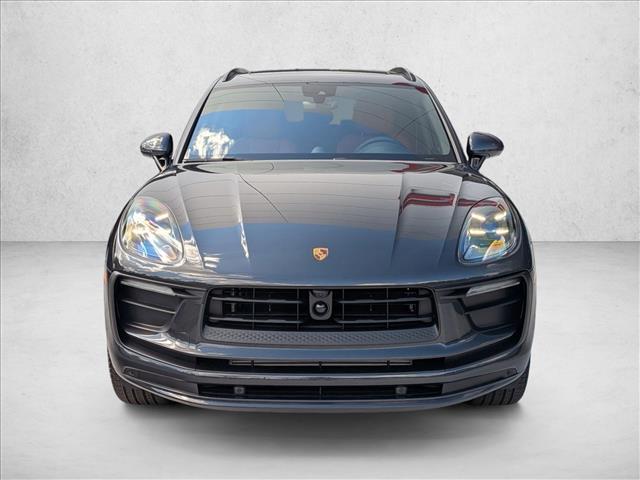 2026 Porsche Macan AWD