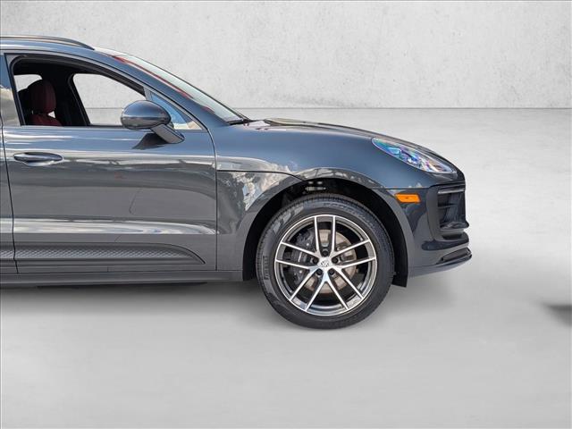 2026 Porsche Macan AWD