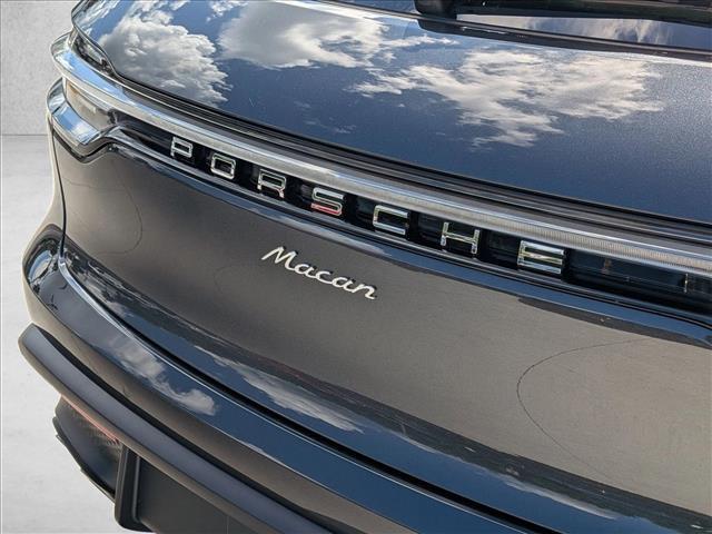 2026 Porsche Macan AWD