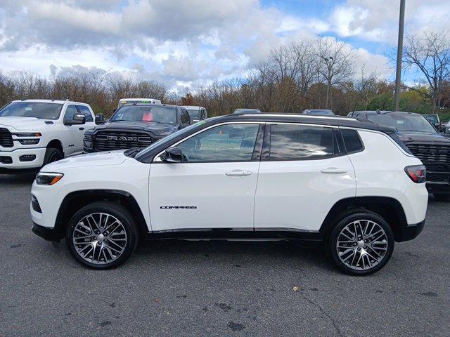 2022 Jeep Compass Limited 4x4 2022 Jeep Compass Limited 4x4