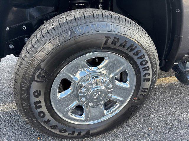 2025 RAM 3500 Tradesman Crew Cab 4x4 64 Box 2025 RAM 3500 Tradesman Crew Cab 4x4 64 Box