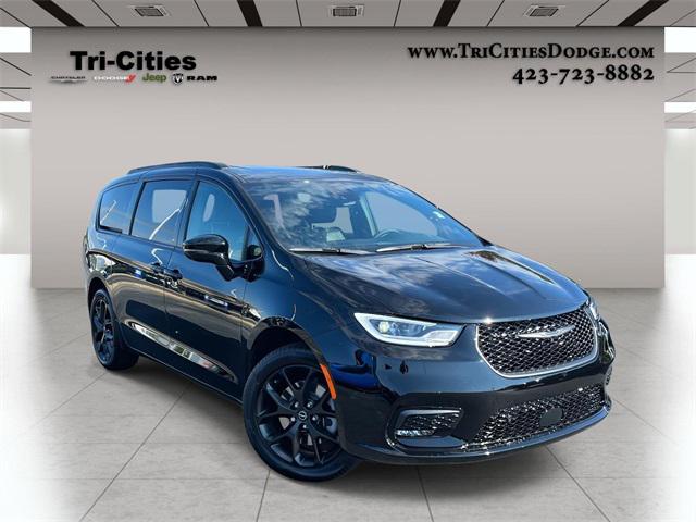 2026 Chrysler Pacifica PACIFICA LIMITED AWD