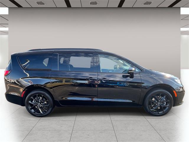 2026 Chrysler Pacifica PACIFICA LIMITED AWD