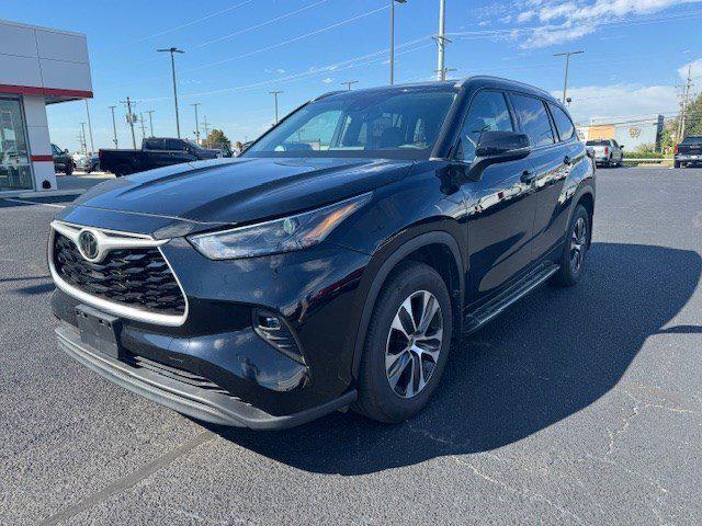 2022 Toyota Highlander XLE 2022 Toyota Highlander XLE