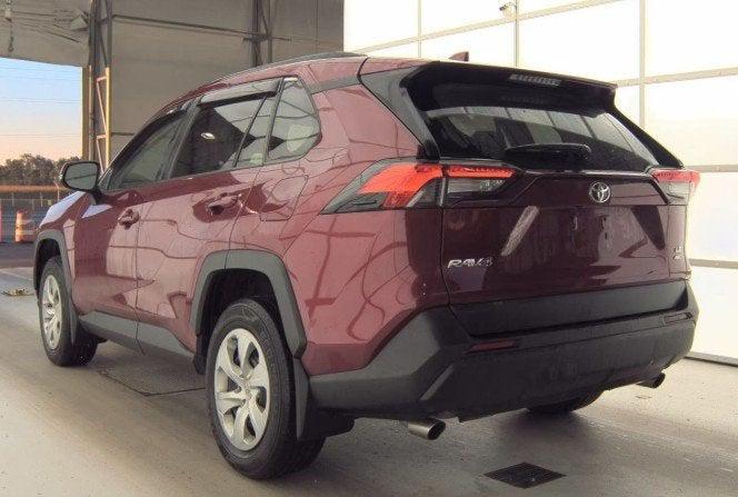 2021 Toyota RAV4 LE 2021 Toyota RAV4 LE