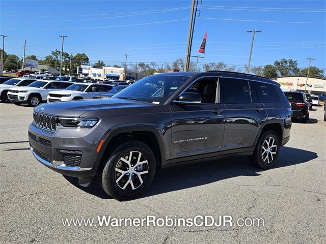 2025 Jeep Grand Cherokee GRAND CHEROKEE L LIMITED 4X4