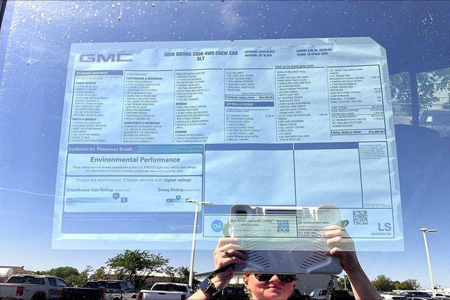 2026 GMC Sierra 2500HD Crew Cab, Standard Bed, SLT, 4WD