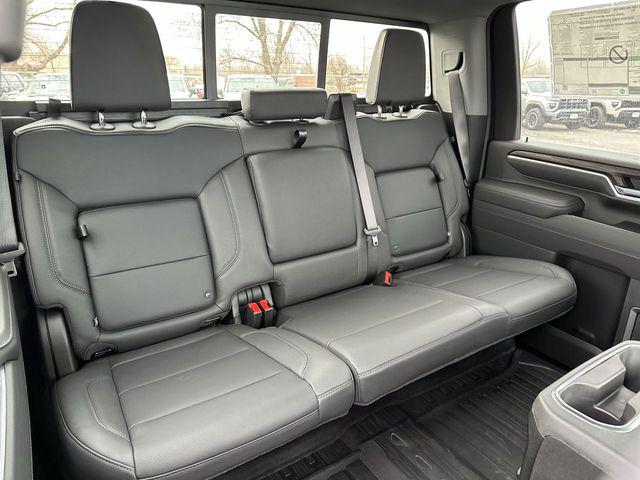 2026 GMC Sierra 2500HD Crew Cab, Standard Bed, SLT, 4WD