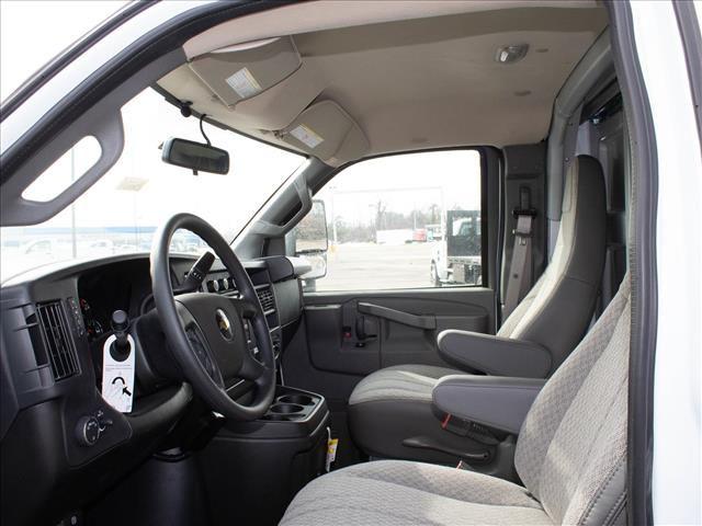 2025 Chevrolet Express Cutaway Work Van